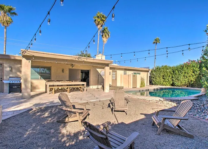 Adobe W/ Backyard Oasis! Dom wakacyjny Scottsdale