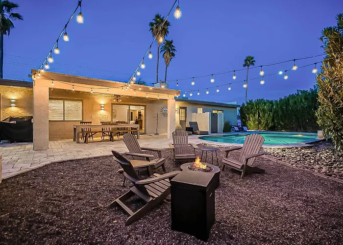 Adobe W/ Backyard Oasis!